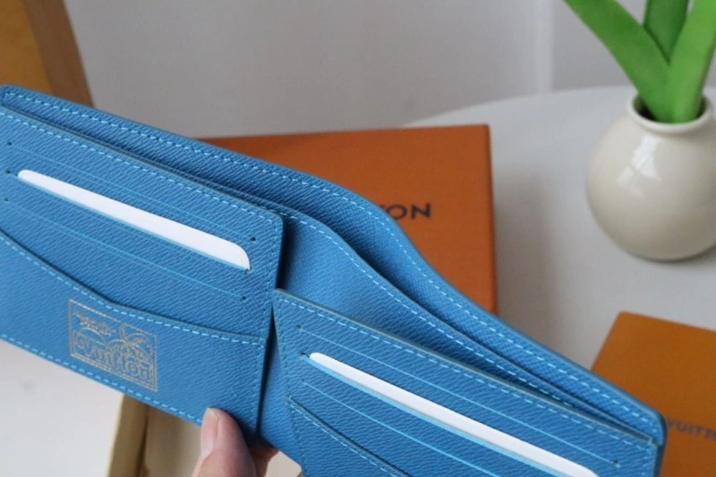 Functional LX Wallets 16026