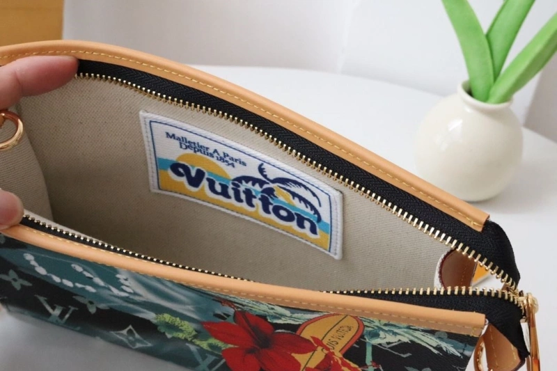 LX Clutch Bags Comfortable 16087