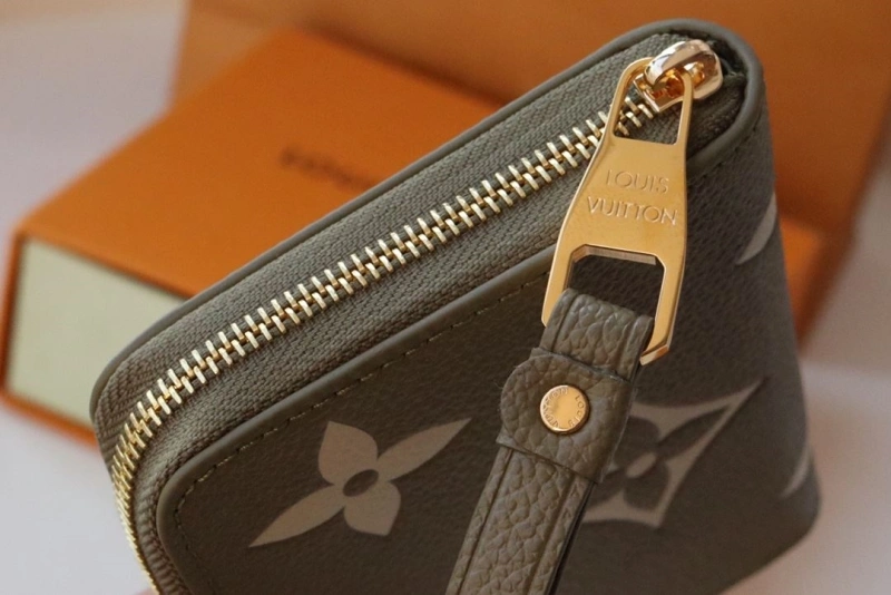 LX Wallets Comfortable 15992