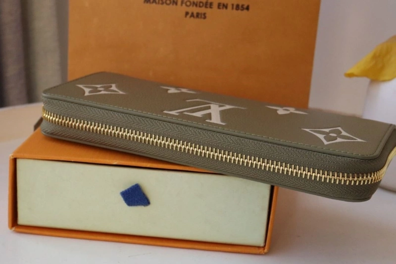 Elegant LX Wallets 15994
