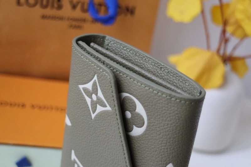 Classic LX Wallets 15996