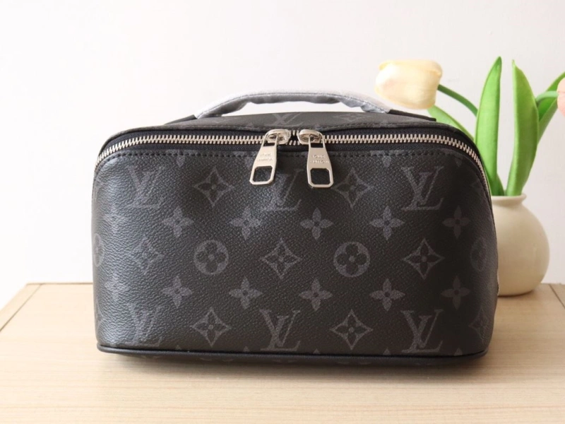 Durable LX Cosmetic Bags 16047