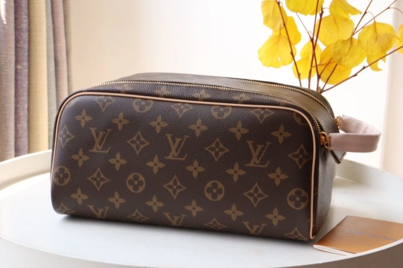 SportInspired LX Cosmetic Bags 16048