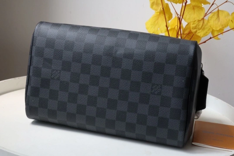 LX Cosmetic Bags Reliable 16041