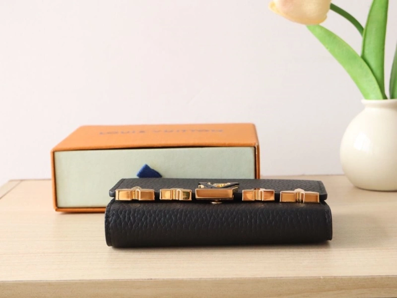 HighQuality LX Wallets 15977