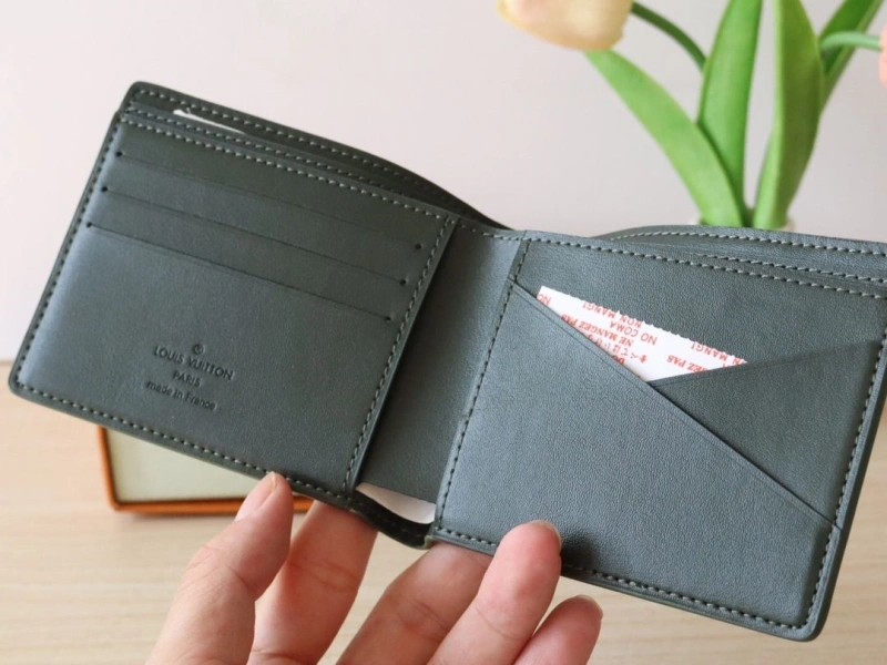 Sleek LX Wallets 15975