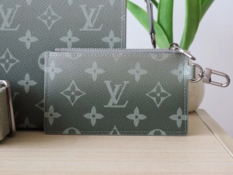 LX Clutch Bags Comfortable 16070