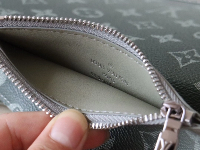 LX Clutch Bags Comfortable 16070