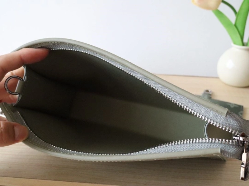 LX Clutch Bags Comfortable 16070