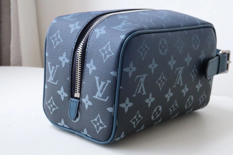 LX Cosmetic Bags Sleek 16036