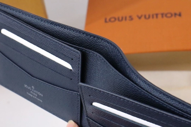 Comfortable LX Wallets 15978