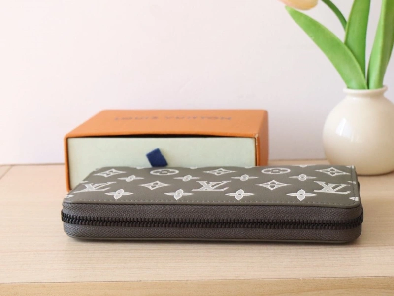 LX Wallets Breathable 15989