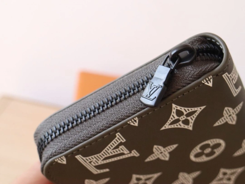 LX Wallets Breathable 15989