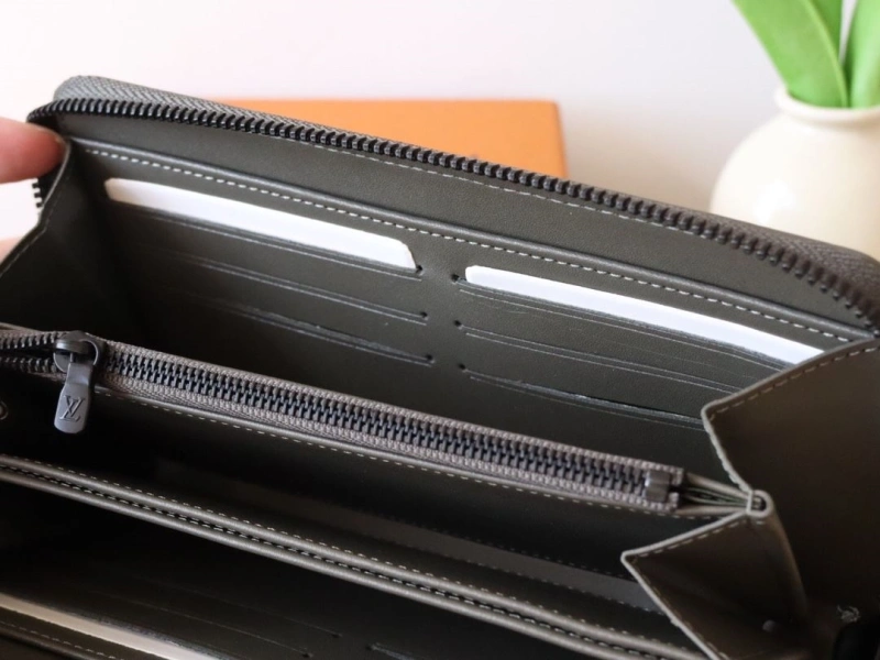 LX Wallets Breathable 15989