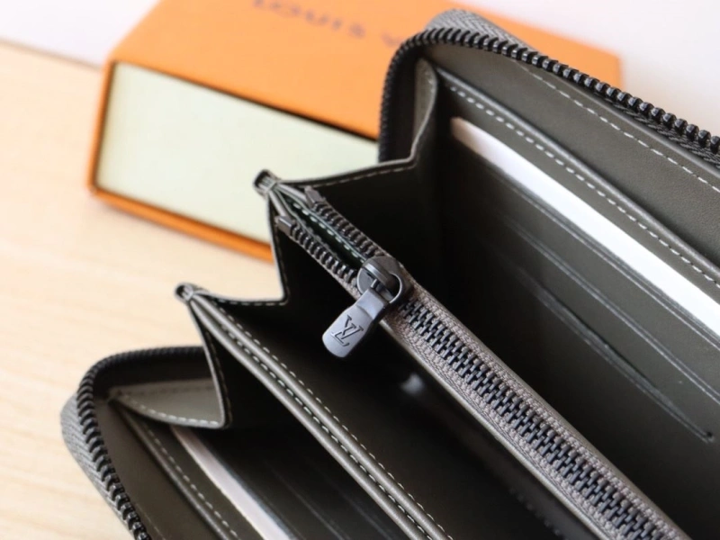 LX Wallets Breathable 15989
