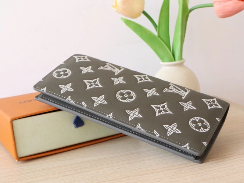 Comfortable LX Wallets 15981