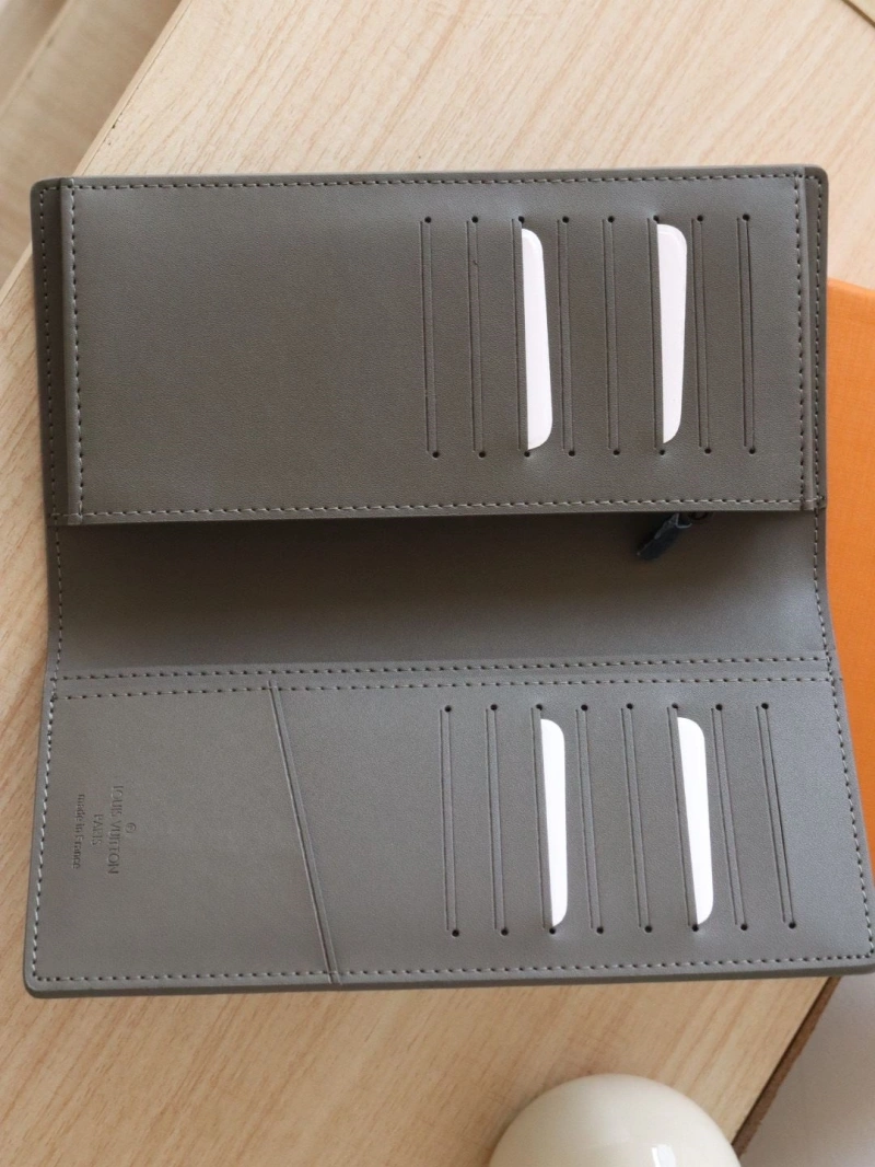 Comfortable LX Wallets 15981