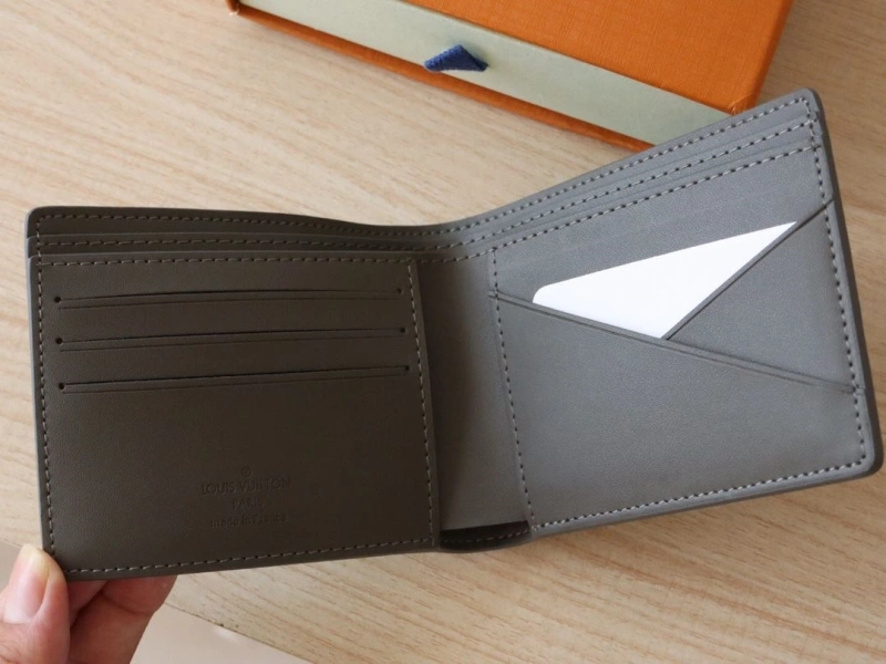 EyeCatching LX Wallets 15988