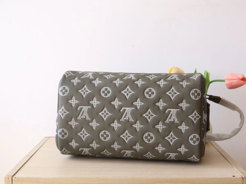 LX Cosmetic Bags EyeCatching 16050