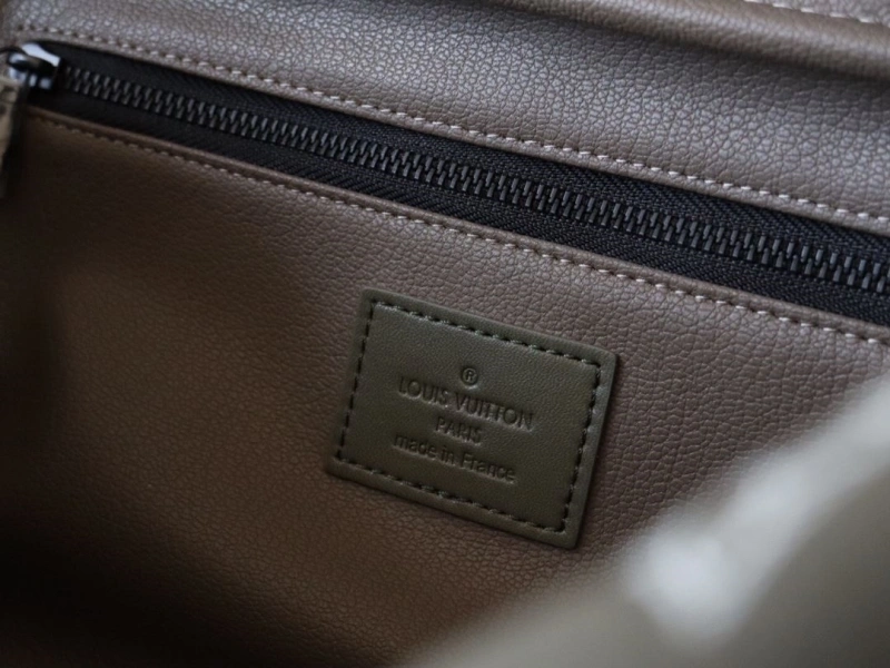 LX Cosmetic Bags EyeCatching 16050