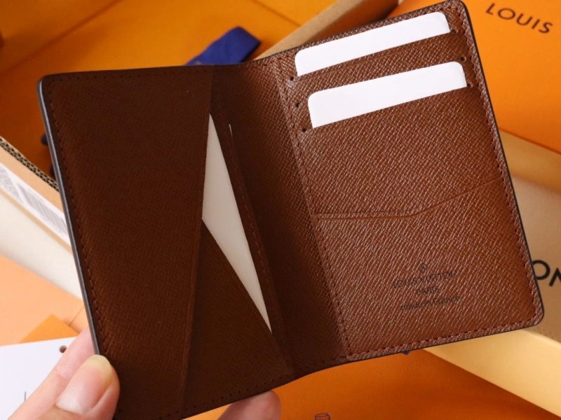Fashionable LX Wallets 15973