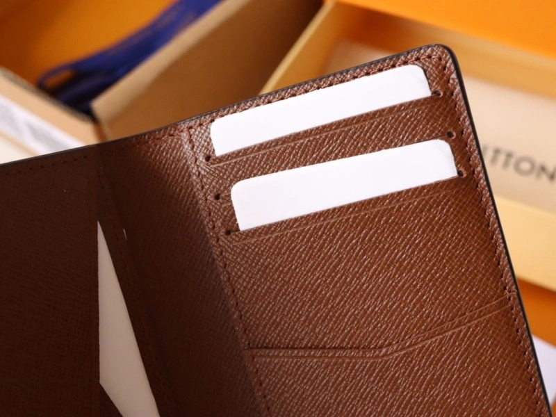 Fashionable LX Wallets 15973
