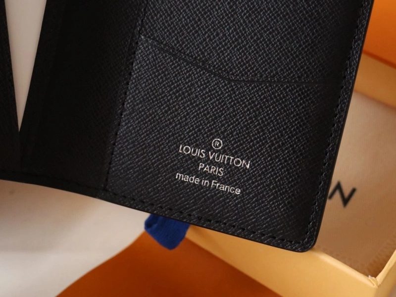 Bright LX Wallets 15960