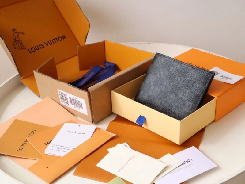 Sleek LX Wallets 15966