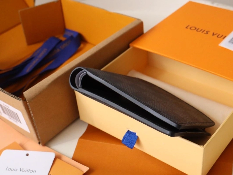 Sleek LX Wallets 15966