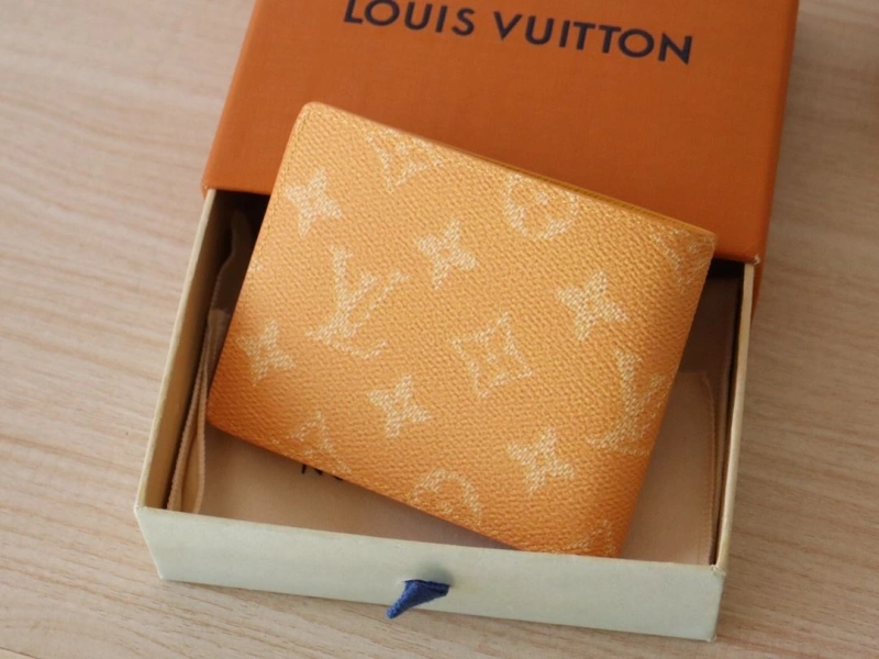 Affordable LX Wallets 15949