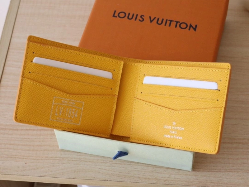 Affordable LX Wallets 15949