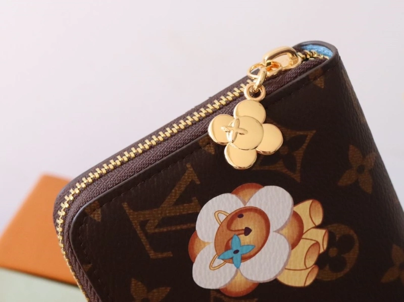 LX Wallets Refined 15937
