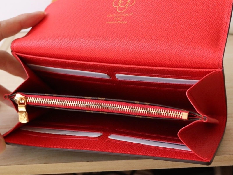 Stylish LX Wallets 15938