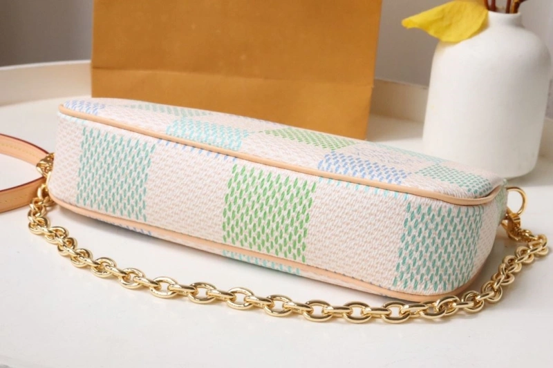LX Wallets Practical 6710