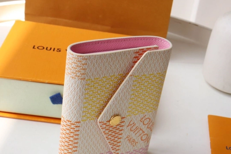 Affordable LX Wallets 15941