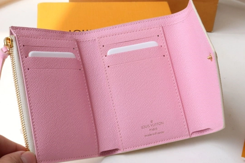 Affordable LX Wallets 15941