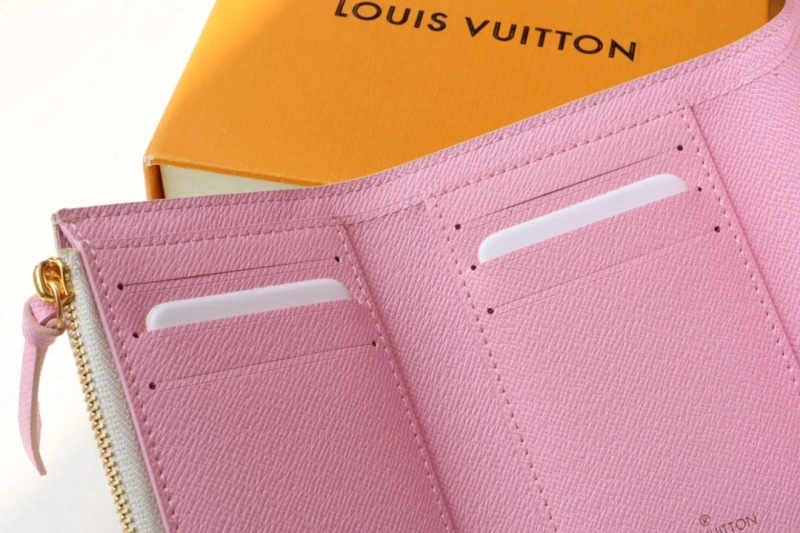 Affordable LX Wallets 15941