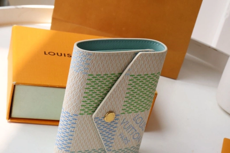 Cozy LX Wallets 15936