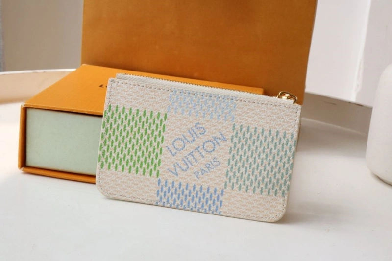 Trendy LX Wallets 15942
