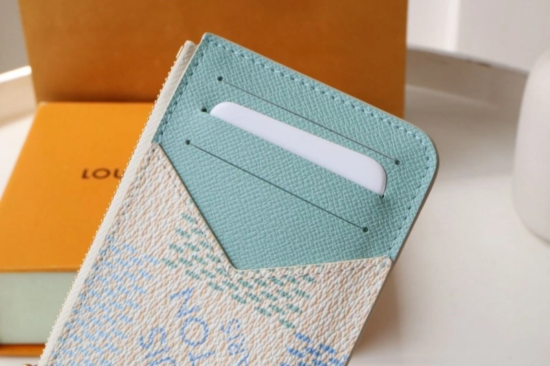 Trendy LX Wallets 15942