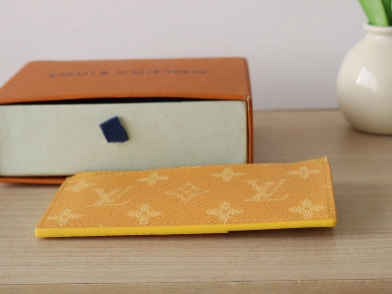 Unique LX Wallets 15912