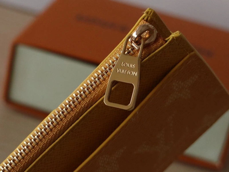 Unique LX Wallets 15912