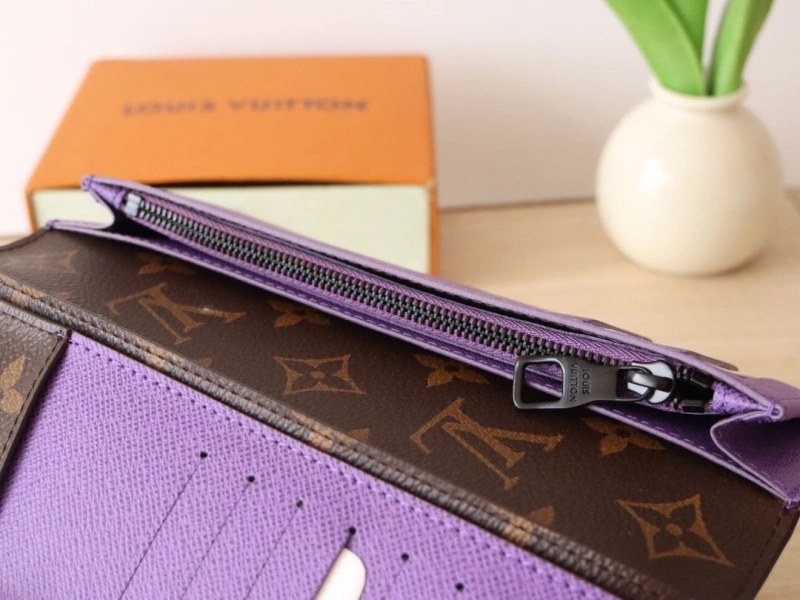 Efficient LX Wallets 15910