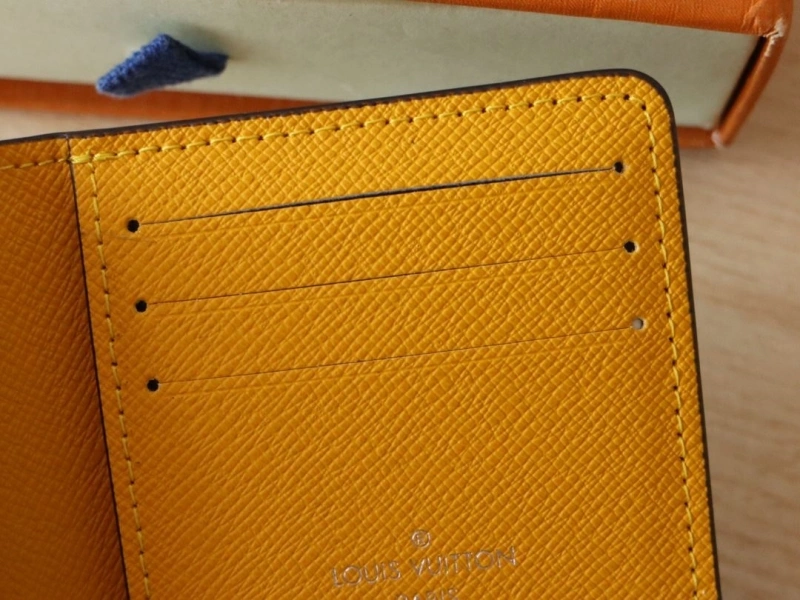 LX Wallets Breathable 15897