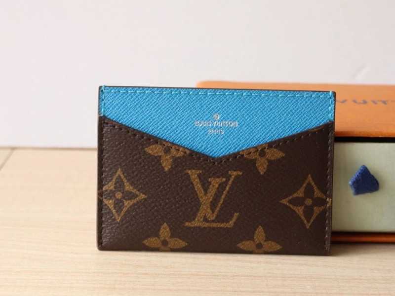 Modern LX Wallets 15899