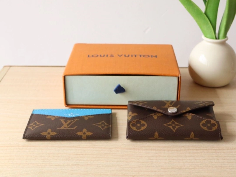 Modern LX Wallets 15899