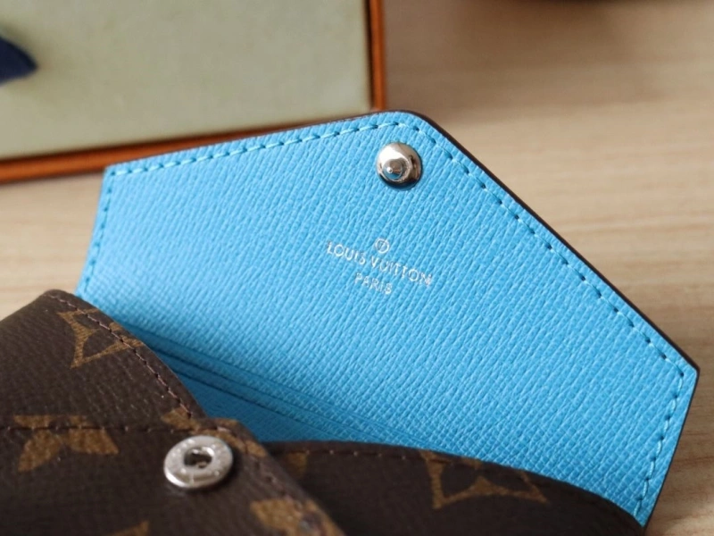 Modern LX Wallets 15899
