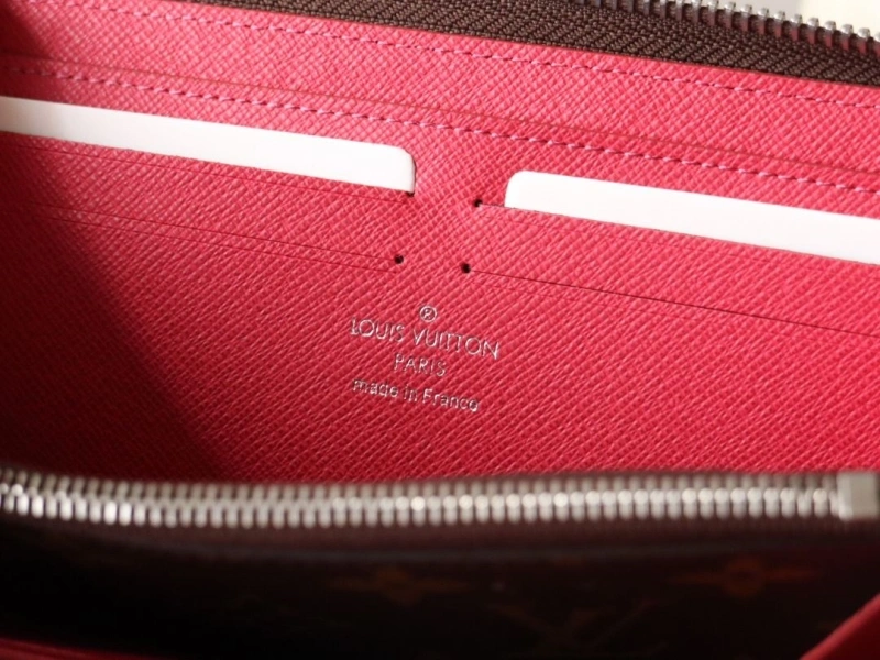 LX Wallets Refined 15893
