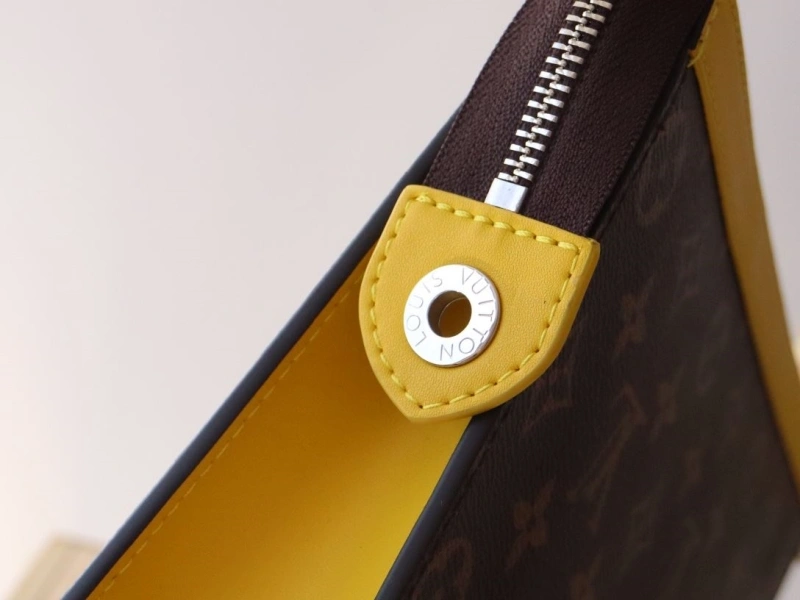 LX Clutch Bags Flexible 16065