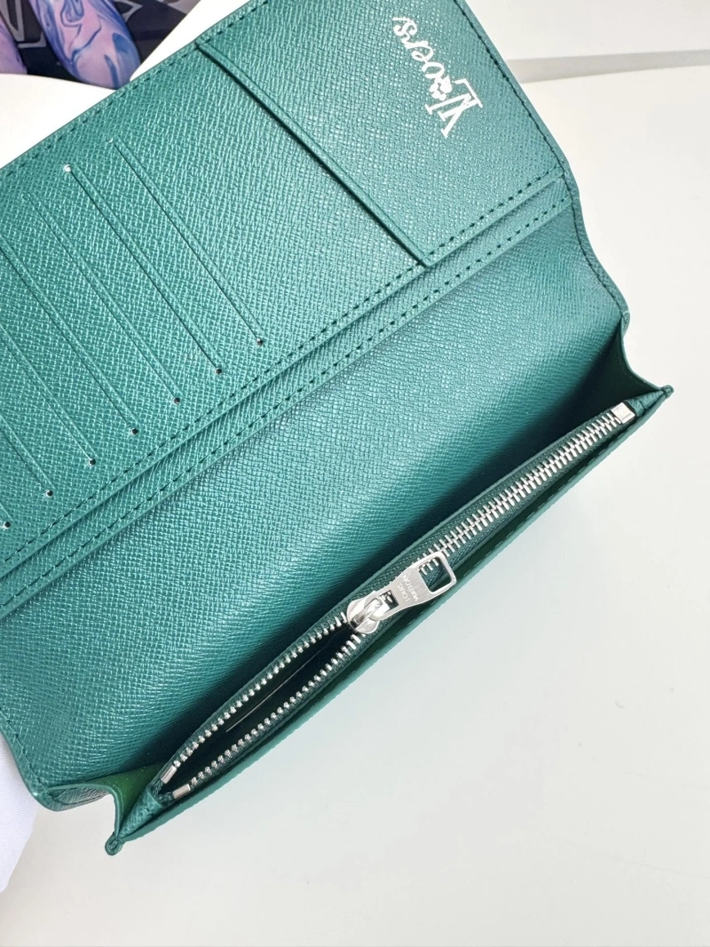 Comfortable LX Wallets 15905